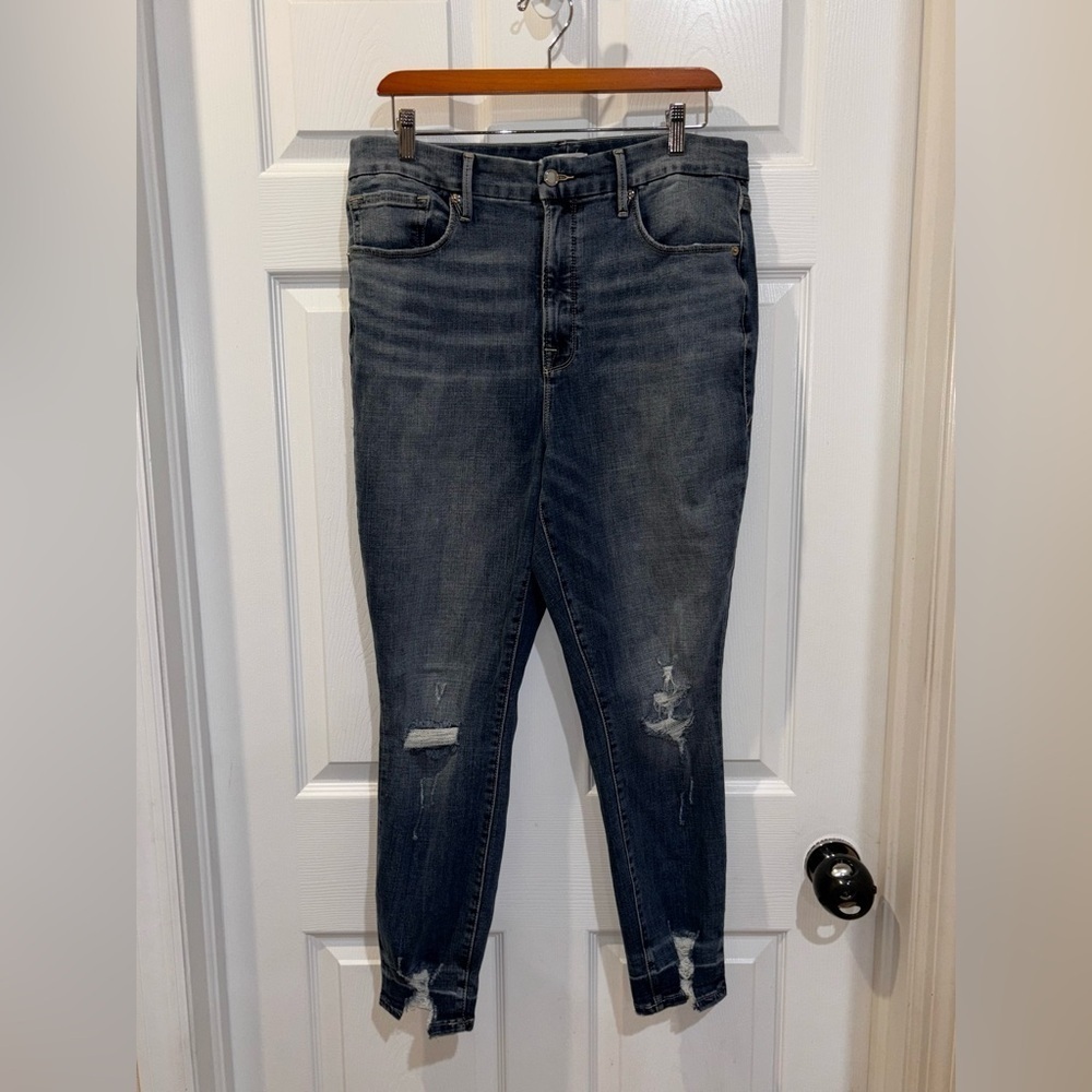 Good American Good Waist Jeans Size 15 Chew Hem Ankle Skinny GWCCH075T Distres‌‌ - Picture 4 of 12